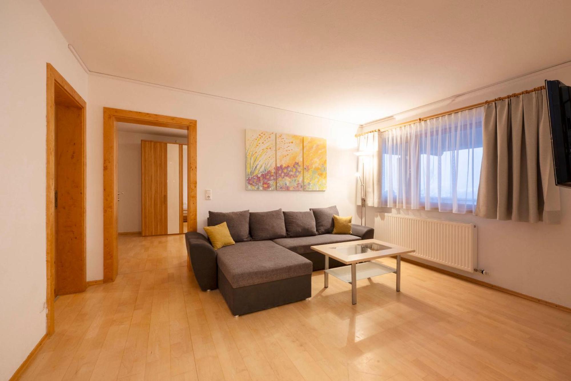 Hotel Bergkranz มีเดอร์ส ภายนอก รูปภาพ