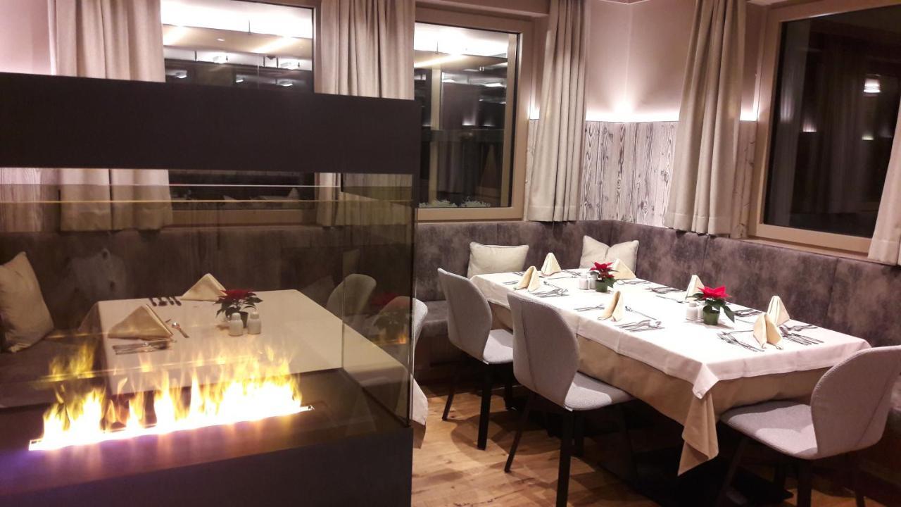 Hotel Bergkranz มีเดอร์ส ภายนอก รูปภาพ